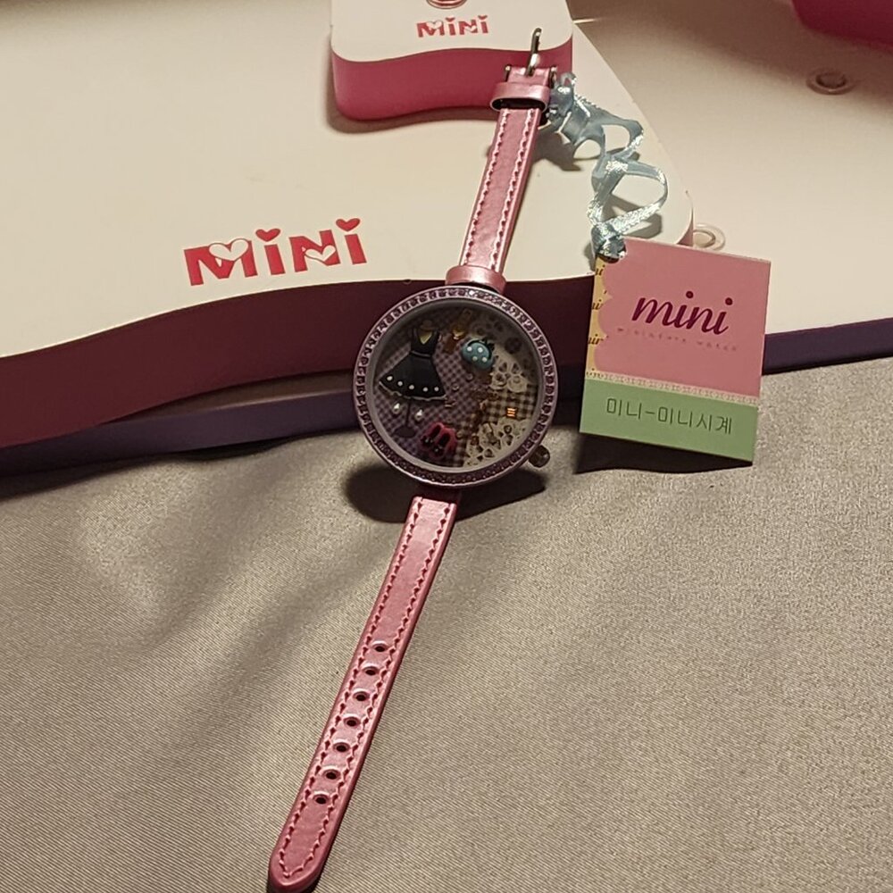 Mini Brand Handcrafted Watch - Clothing Boutique Theme with Thin Pink Band - Picture 3 of 4